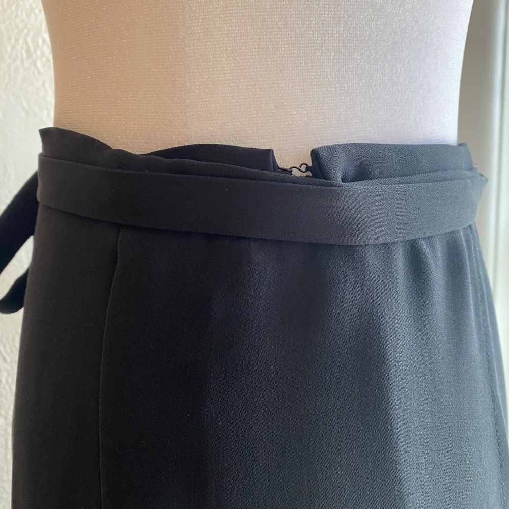 Banana Republic black silk crepe wrap maxi skirt Size 4 - Picture 8 of 15
